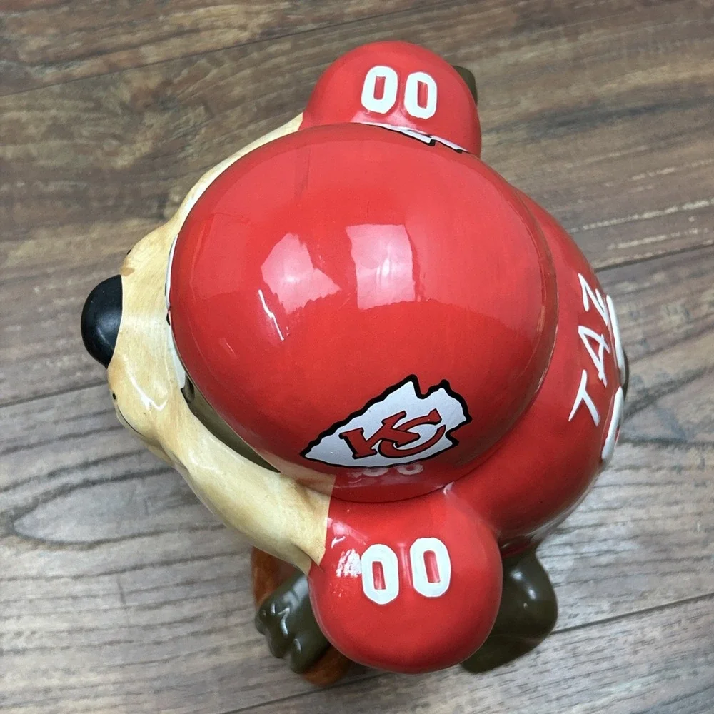 Vtg 1994 Looney Tunes Tazmanian‎ Devil Taz Kansas City Chiefs NFL  Cookie Jar